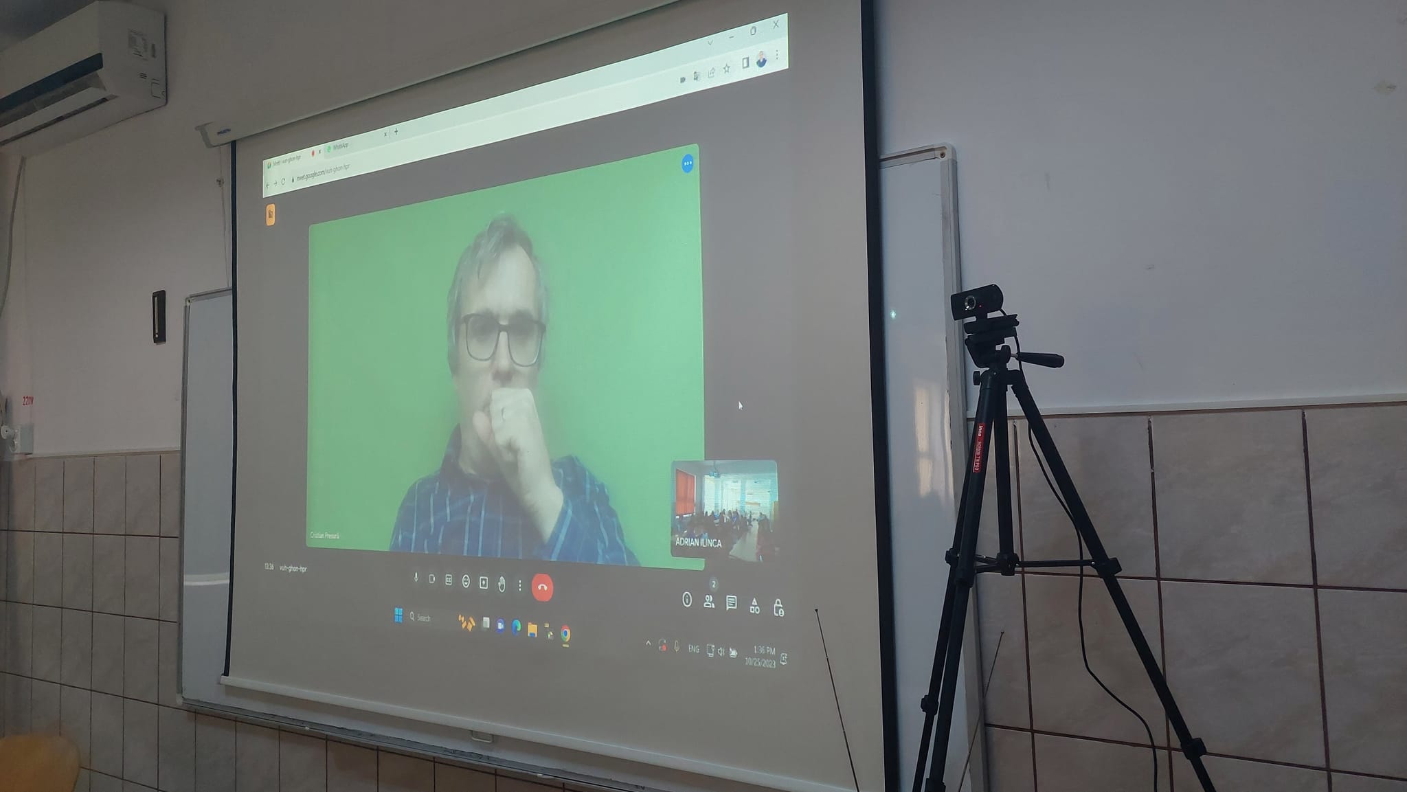 Intalnire cu fizicianul Cristian Presura